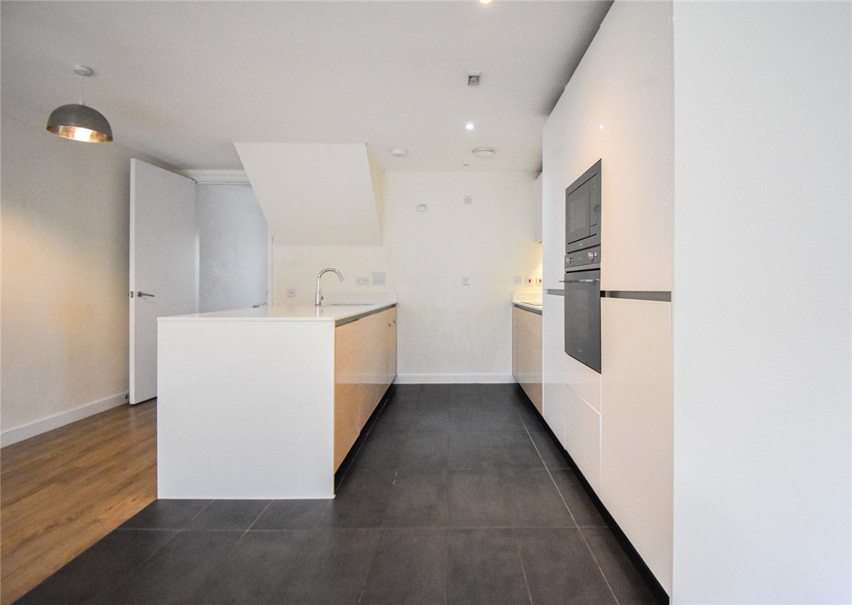 4 bedroom House, Harvest Road, Trumpington, CB2 - Let Agreed, Image 1