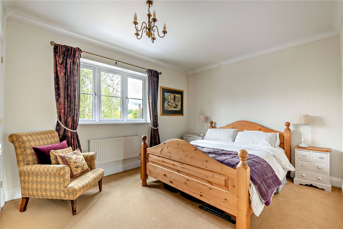 4 bedroom House, Hollycroft, Ashford Hill, RG19 - Available, Image 19