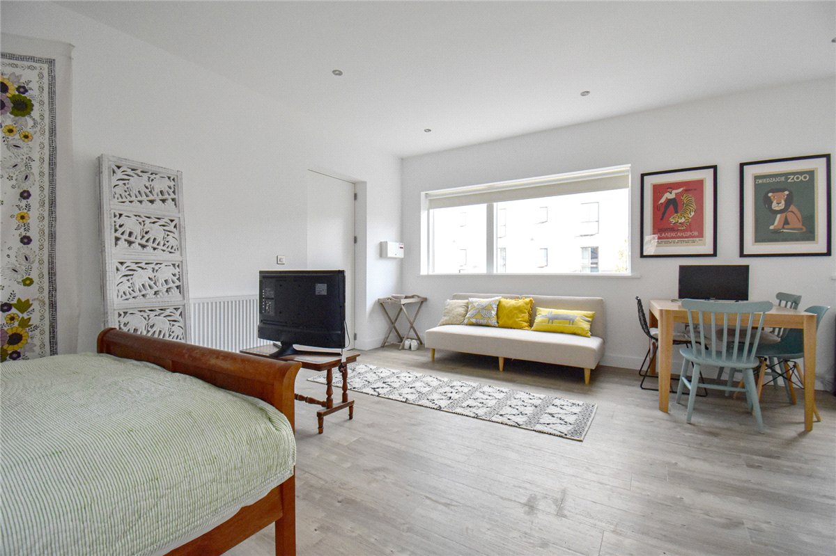 4 bedroom House, Knightly Avenue, Cambridge, CB2 - , Image 4