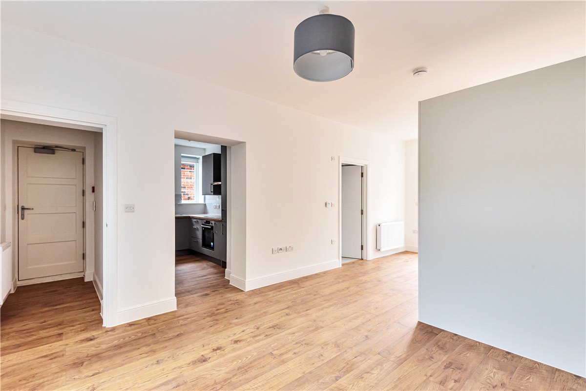 1 bedroom Flat, Kingsley Road, Northampton, NN2 - , Image 6