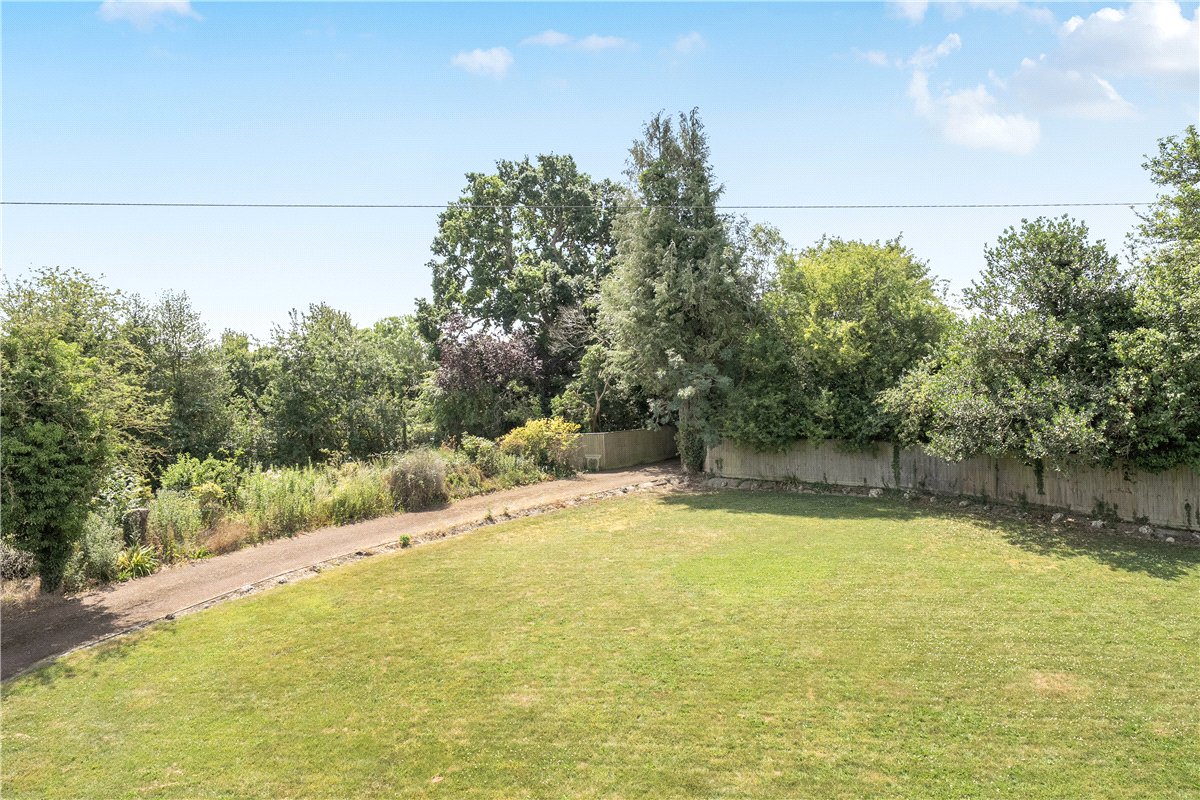 4 bedroom House, Fisher's Brook, Calne, SN11 - Let Agreed, Image 9
