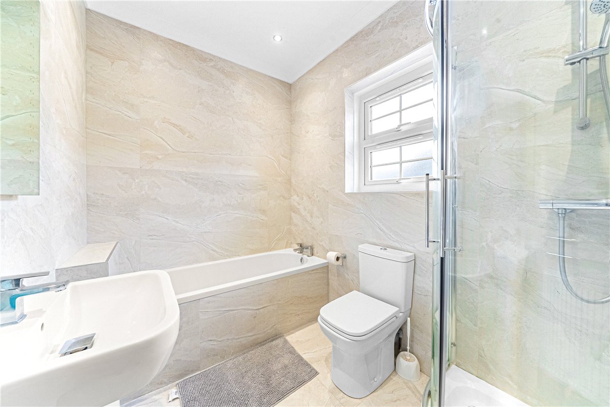 18 bedroom House, Wold Road, Nafferton, YO25 - Available, Image 45