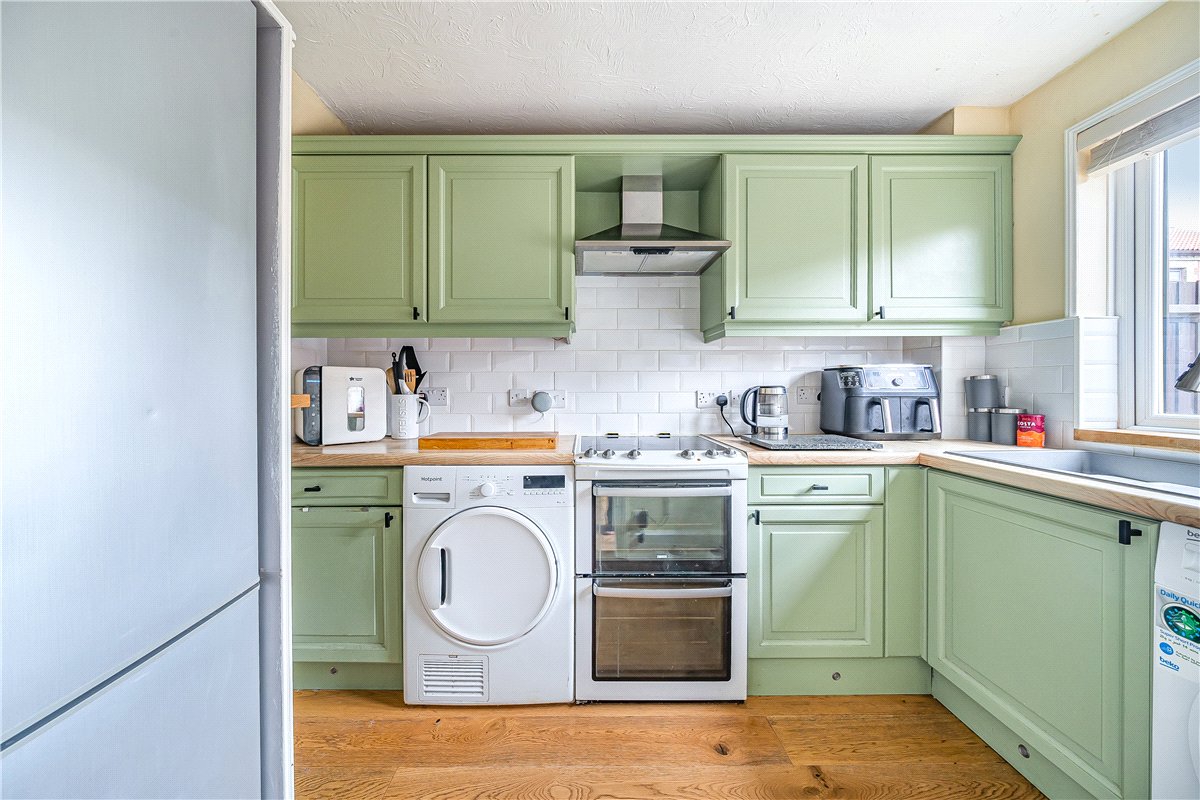 2 bedroom House, Martinsell Green, Pewsey, SN9 - Available, Image 2