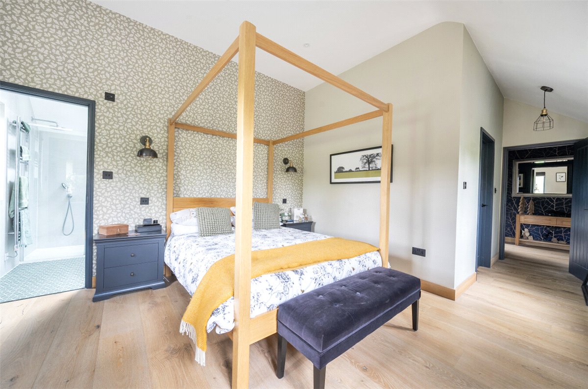 5 bedroom House, Studley Hill, Studley, SN11 - Sold, Image 9