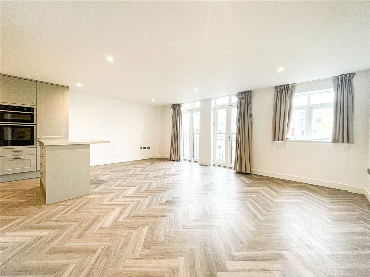 1 bedroom Flat, The Belvedere, Homerton Street, CB2 - , Image 2