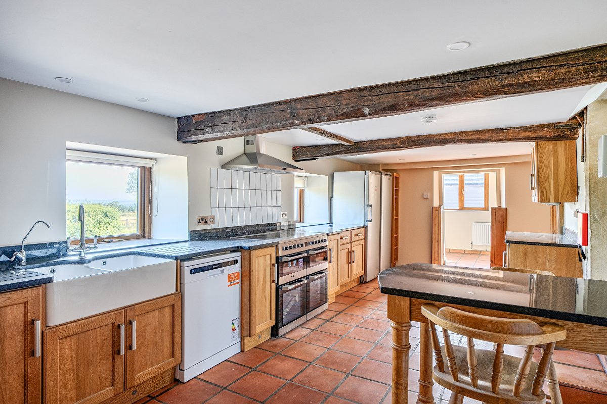 5 bedroom House, Beacon, Doulting, BA4 - Available, Image 1