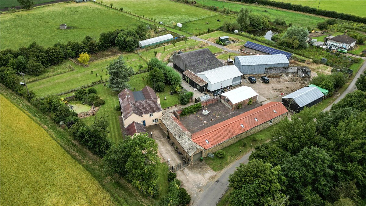 7.12  Farm, Sidings Farm, Fen Road, PE28 - Available, Image 4