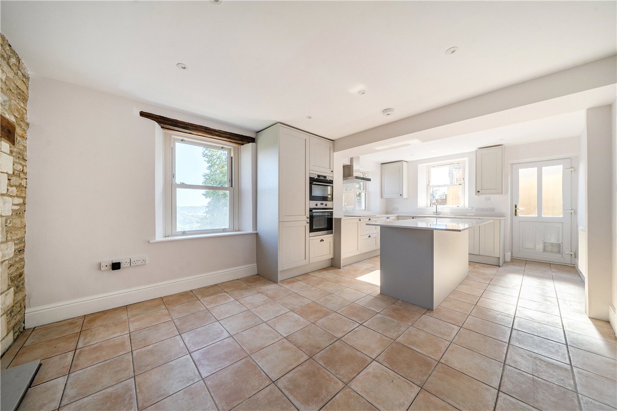 4 bedroom House, Bath Road, Colerne, SN14 - Available, Image 1