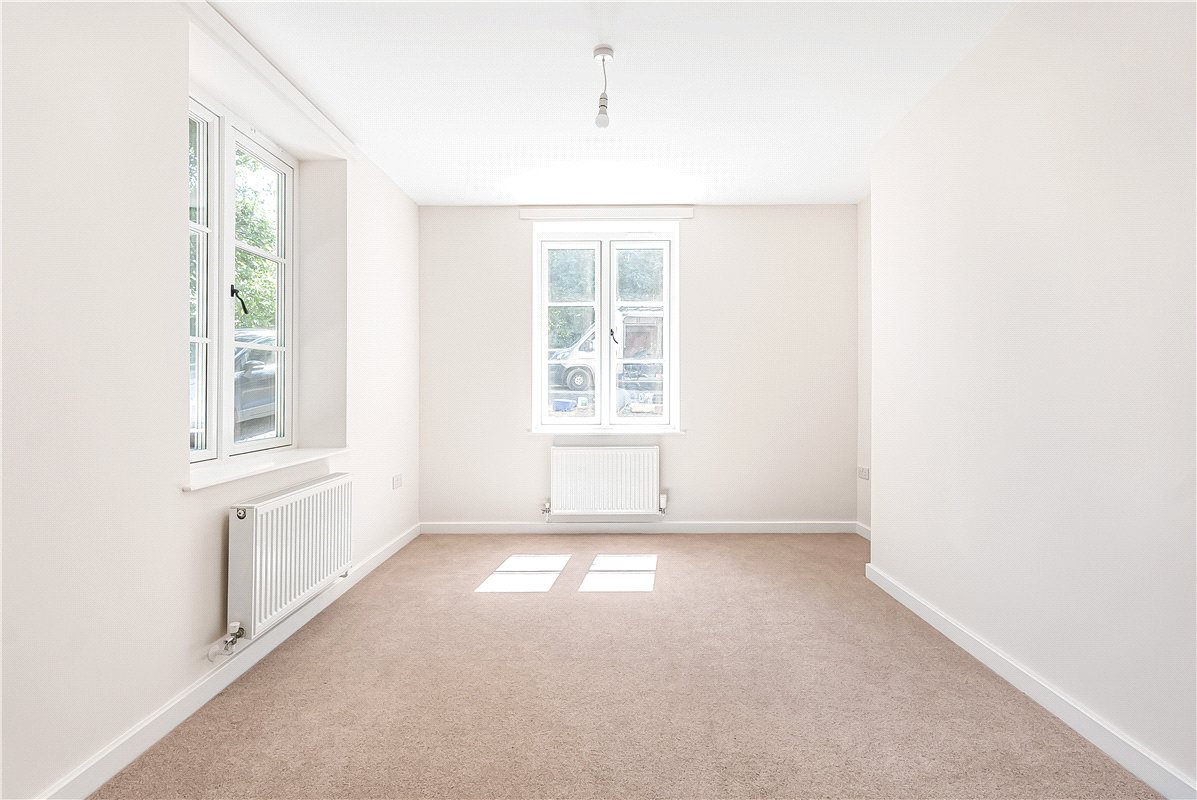 3 bedroom House, Hemel Hempstead Road, Redbourn, AL3 - Available, Image 5