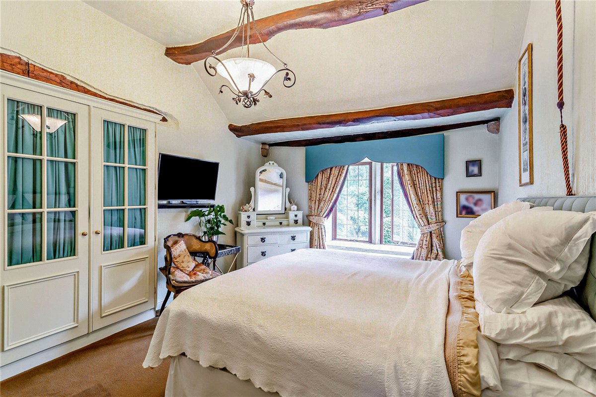 5 bedroom House, Carlton Lane, Guiseley, LS20 - Available, Image 10