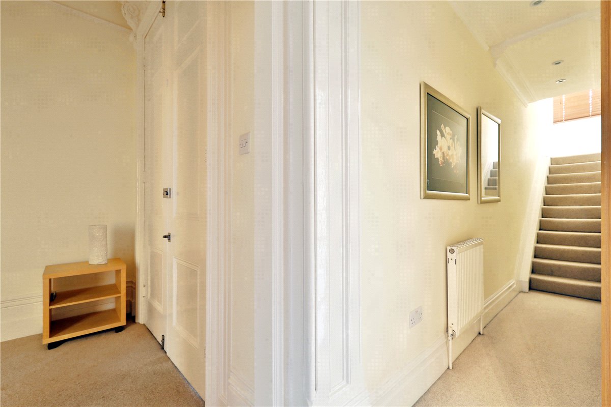 2 bedroom Flat, Ashburn Gardens, South Kensington, SW7 - Available, Image 1