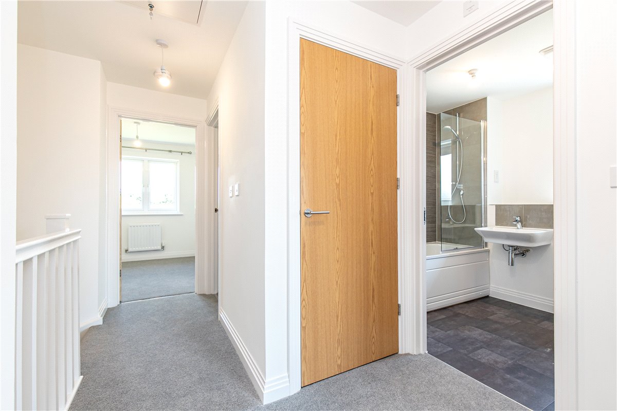 3 bedroom House, Rye Crescent, Curbridge, OX29 - Let Agreed, Image 1