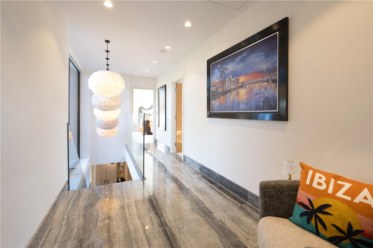 4 bedroom House, Rossett Green Lane, Harrogate, HG2 - Available, Image 12