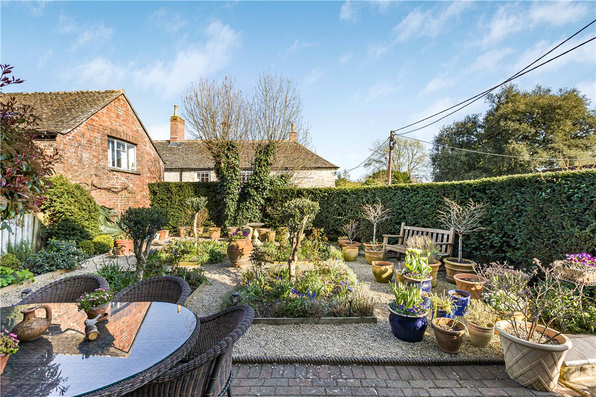 3 bedroom House, High Street, Eynsham, OX29 - Available, Image 6