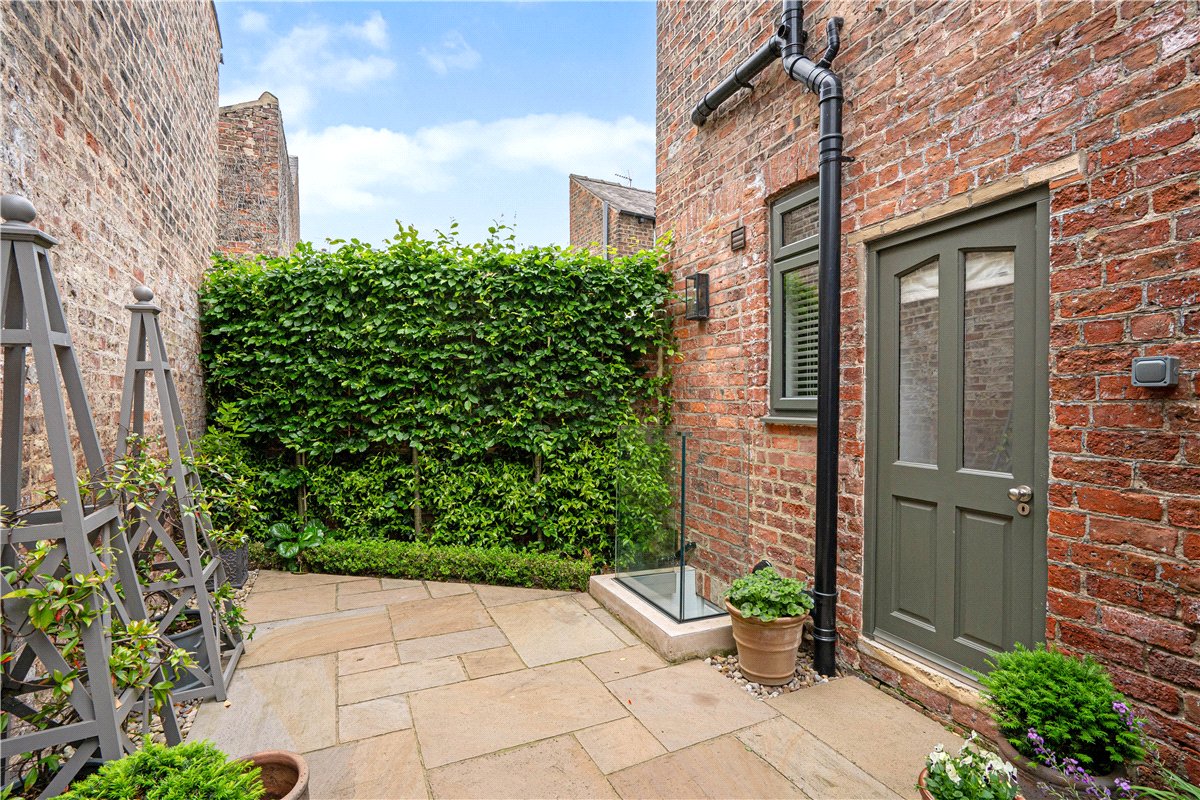 4 bedroom Maisonette, Hampden Street, York, YO1 - Sold STC, Image 23