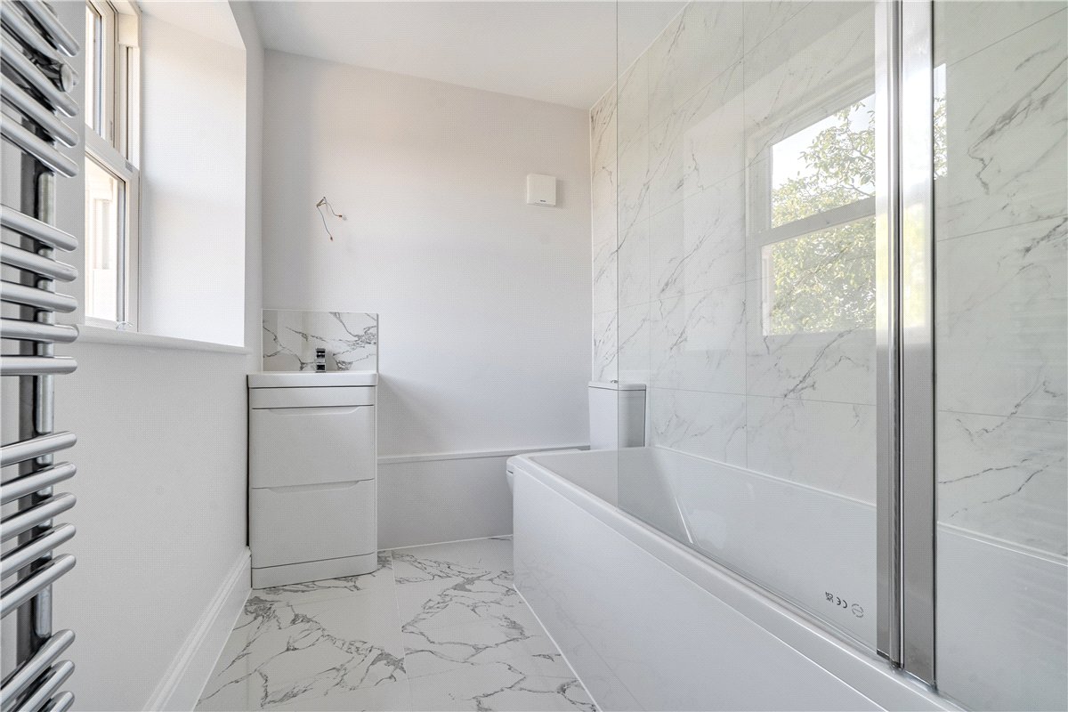 4 bedroom House, Bath Road, Colerne, SN14 - Available, Image 7