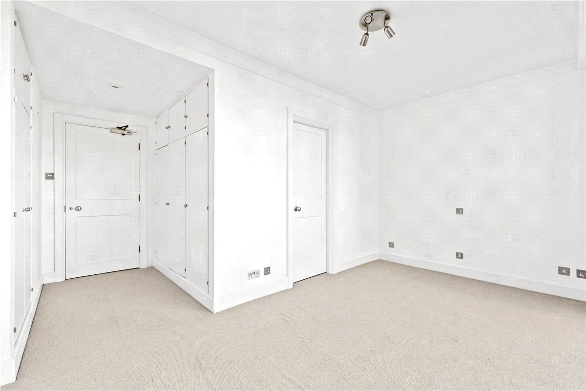 3 bedroom Flat, Porchester Gate, Bayswater Road, W2 - Available, Image 18