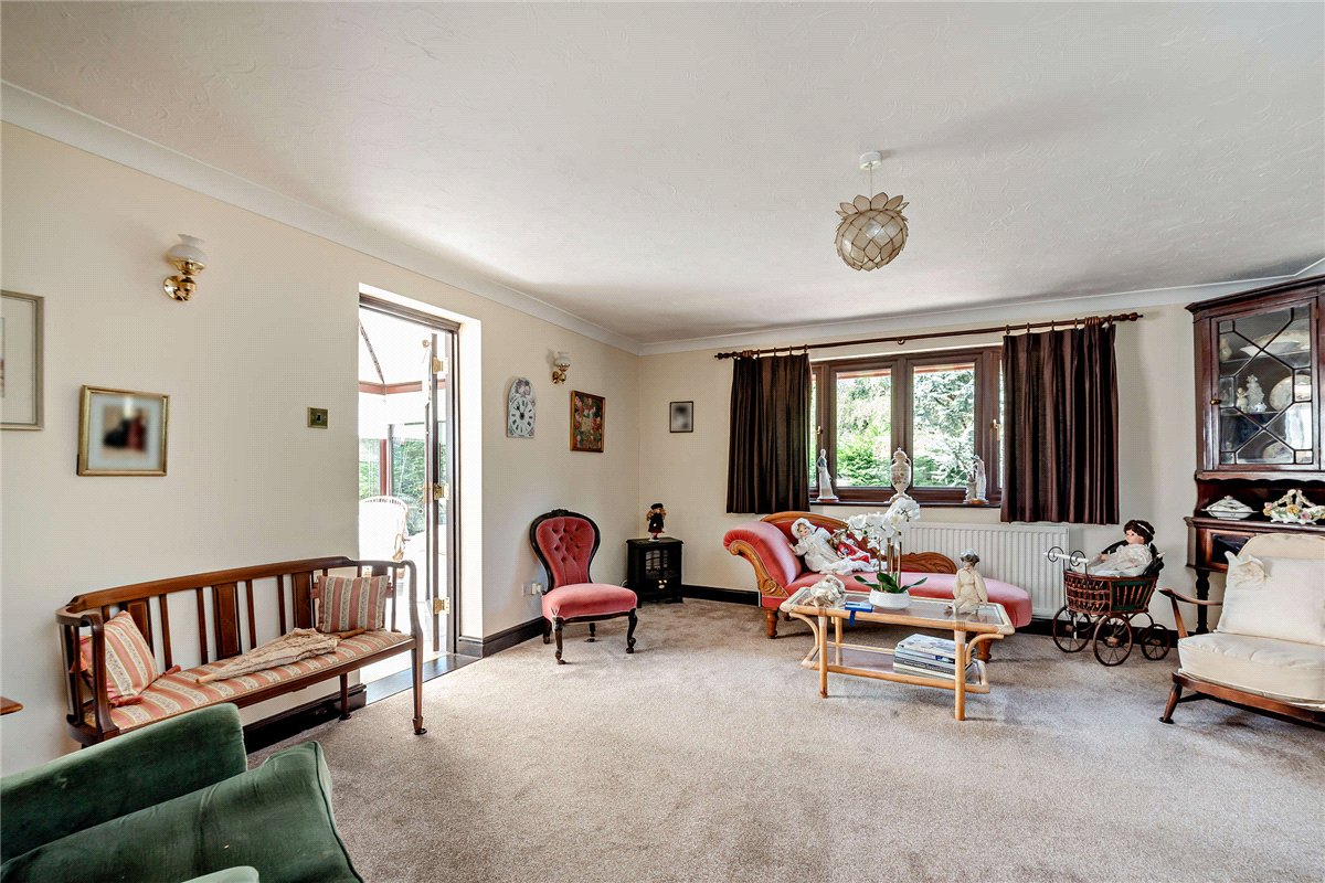 4 bedroom House, Harewood Drive, Cold Ash, RG18 - Available, Image 8