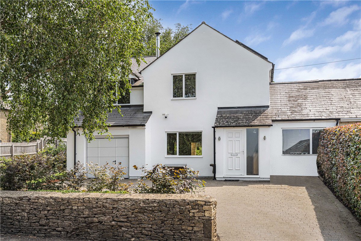 4 bedroom House, Heyford Road, Somerton, OX25 - Available