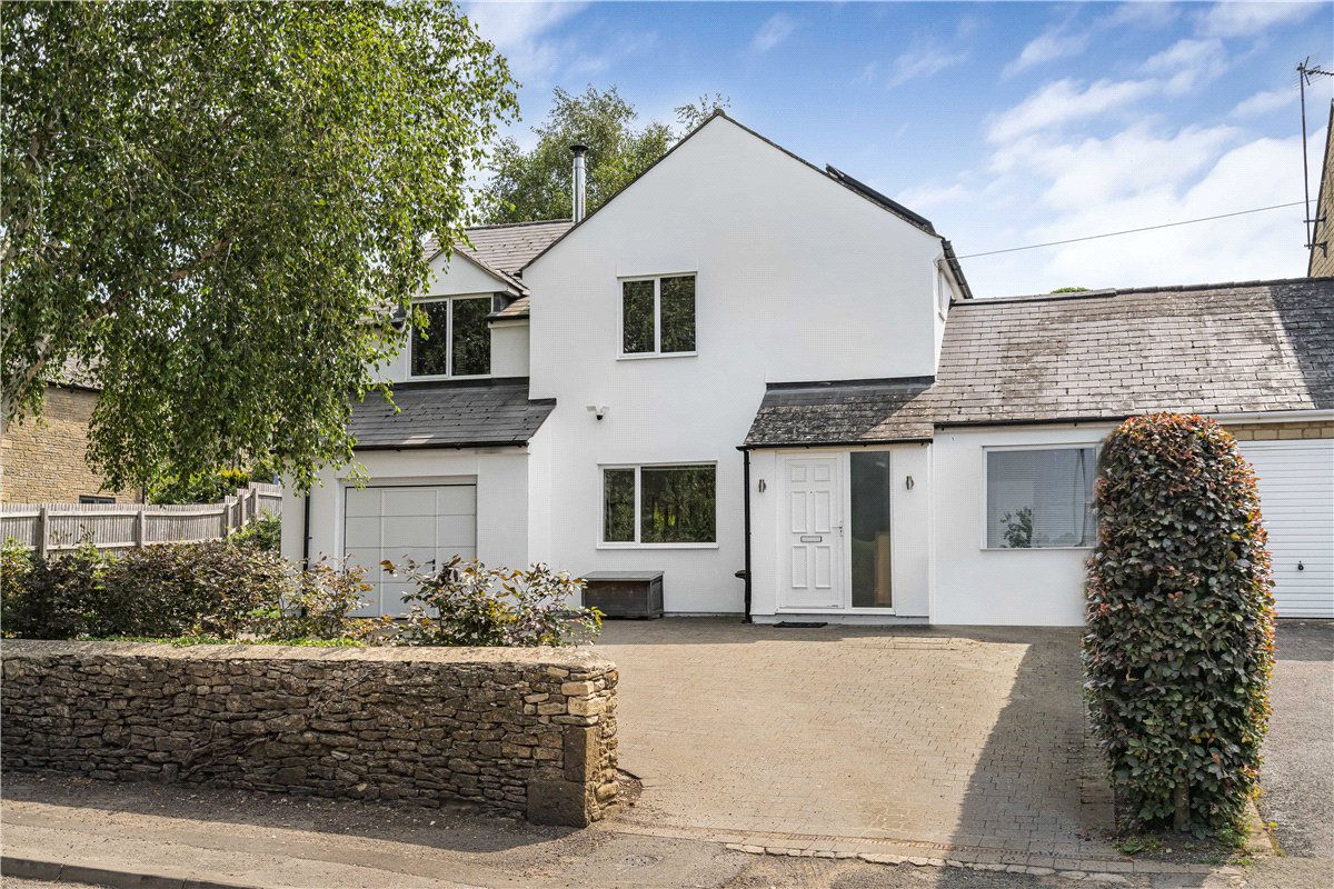 4 bedroom House, Heyford Road, Somerton, OX25 - Available