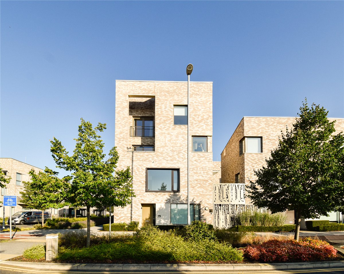 2 bedroom Flat, Eddington Avenue, Cambridge, CB3 - 