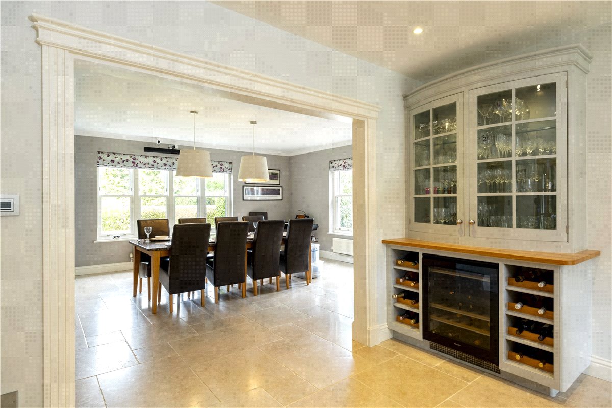 8 bedroom House, Milton Lilbourne, Pewsey, SN9 - Available, Image 11