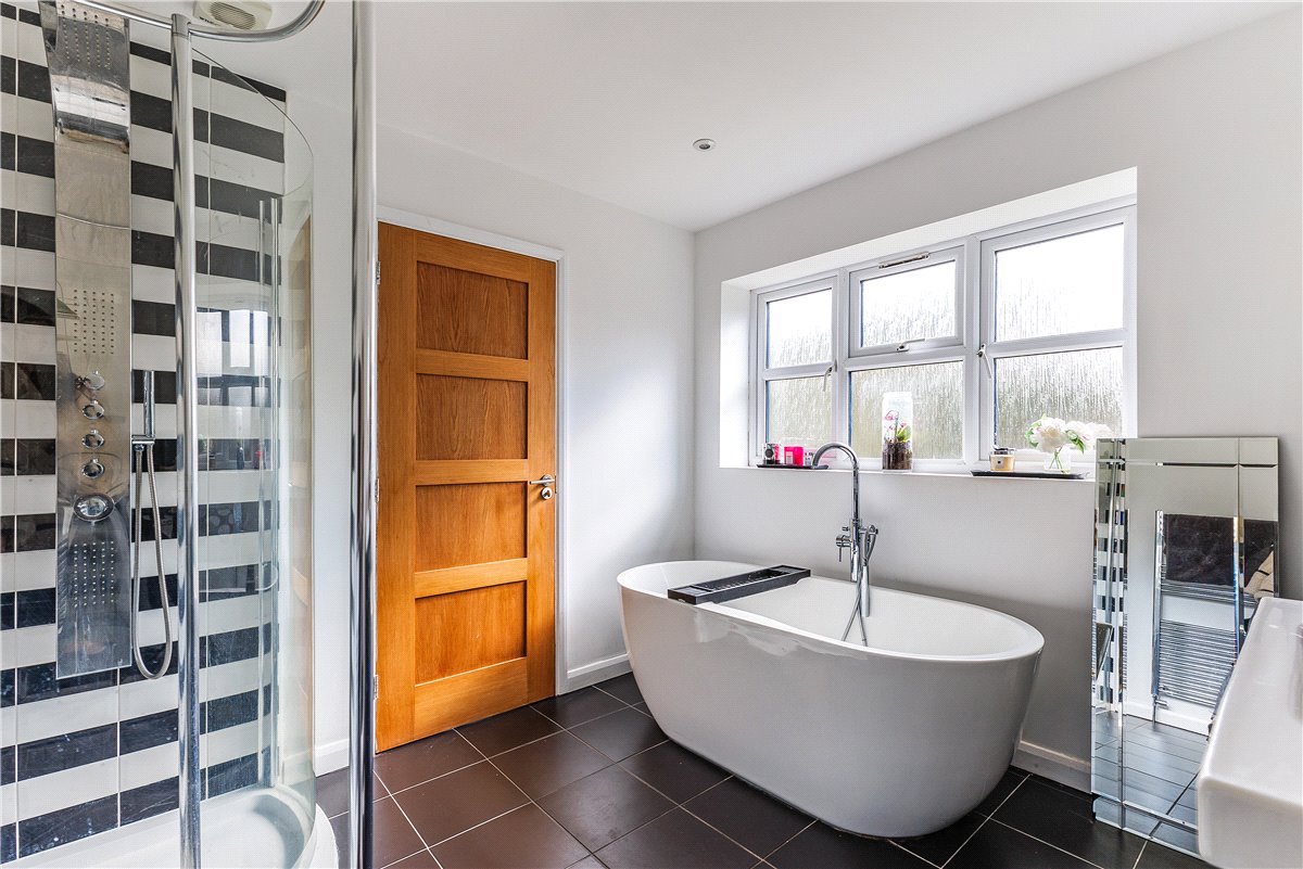 5 bedroom House, Fortunes Field, Broad Hinton, SN4 - Sold, Image 7