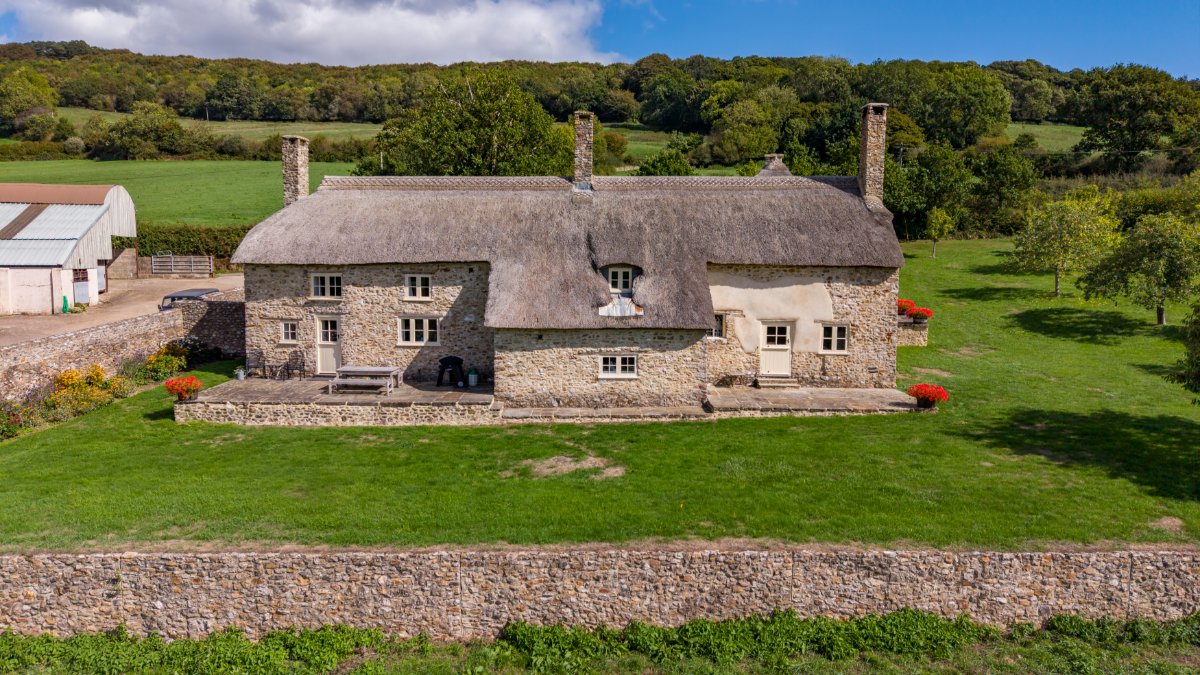 127.45  Farm, Northleigh, Colyton, EX24 - Available, Image 8