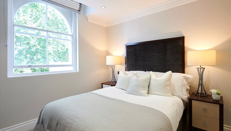 2 bedroom Flat, Kensington Gardens Square, London, W2 - Available, Image 6