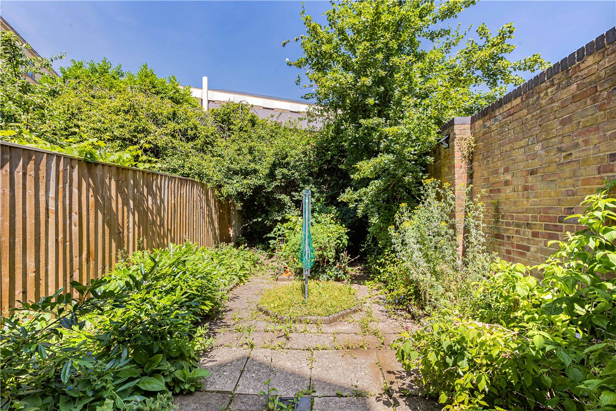 2 bedroom Maisonette, Walton Crescent, Oxford, OX1 - Available, Image 16