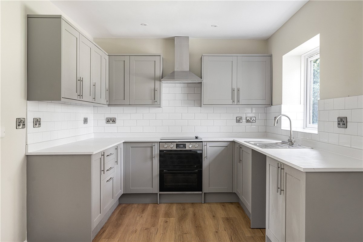 4 bedroom Cottage, Aylesbury Road, Great Missenden, HP16 - Available