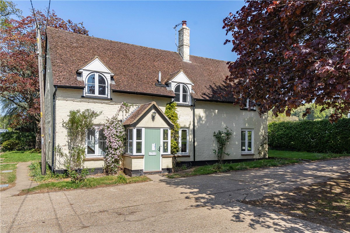 4 bedroom Cottage, Aylesbury Road, Great Missenden, HP16 - Available