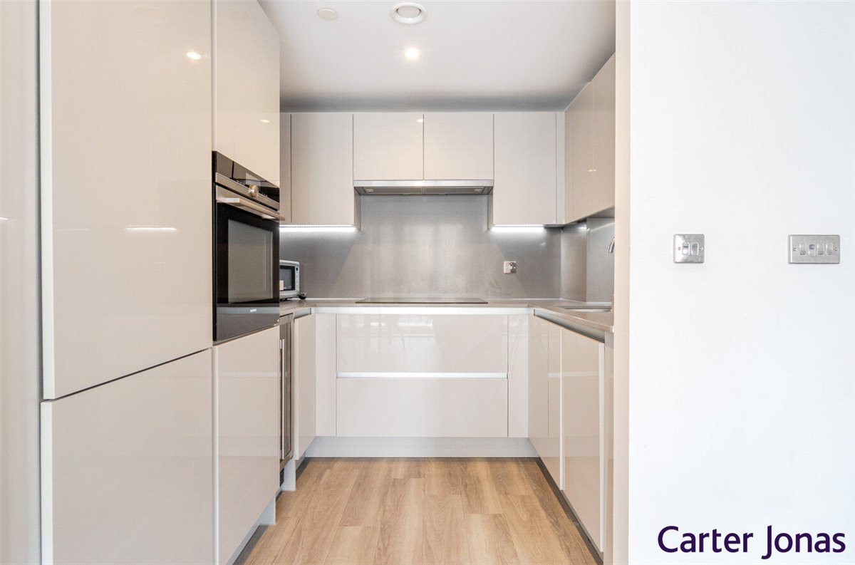1 bedroom Flat, Midland Road, Bath, BA2 - , Image 11