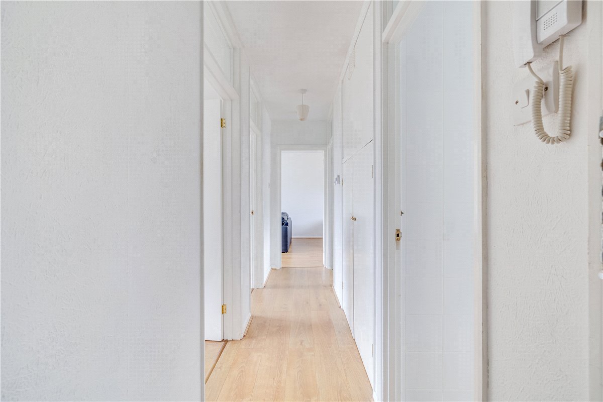 2 bedroom Flat, Albert Drive, London, SW19 - Sold, Image 4