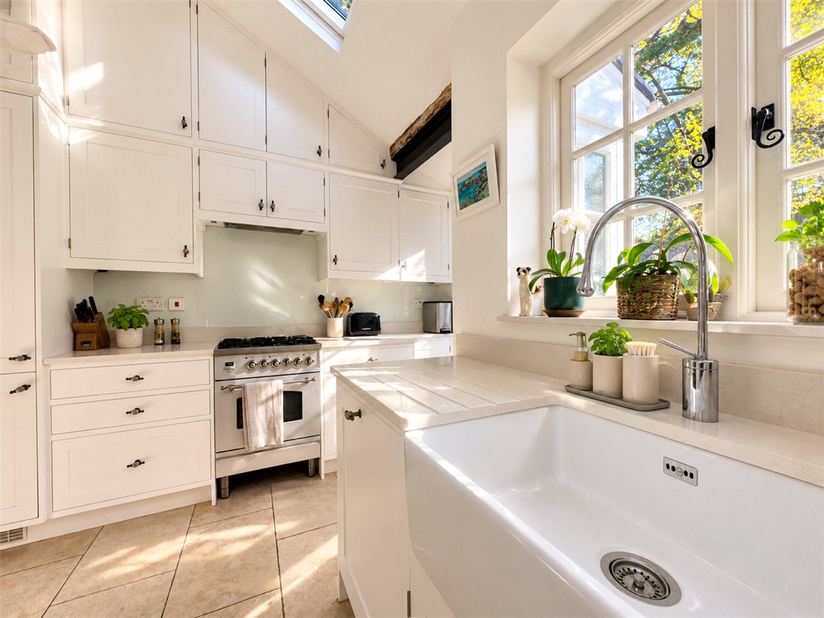 4 bedroom House, Great Minster Street, Winchester, SO23 - Available, Image 1