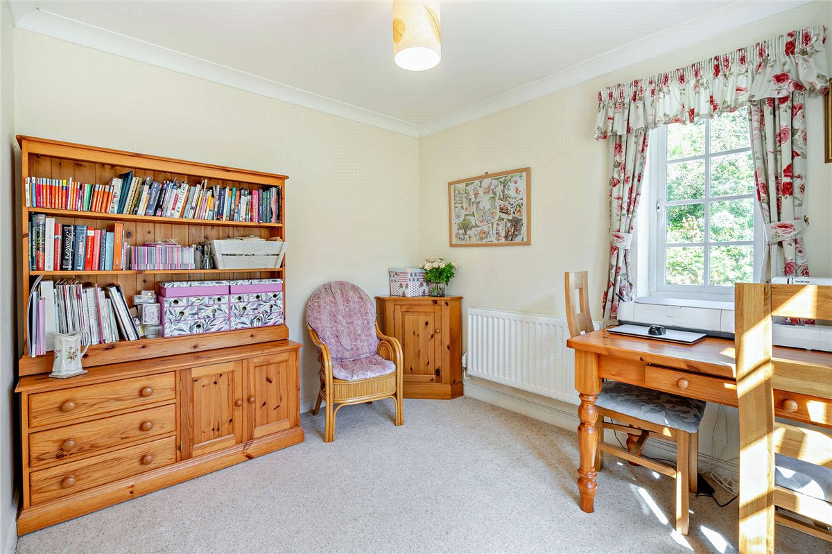 3 bedroom House, Palmers Yard, Ecchinswell, RG20 - Available, Image 7
