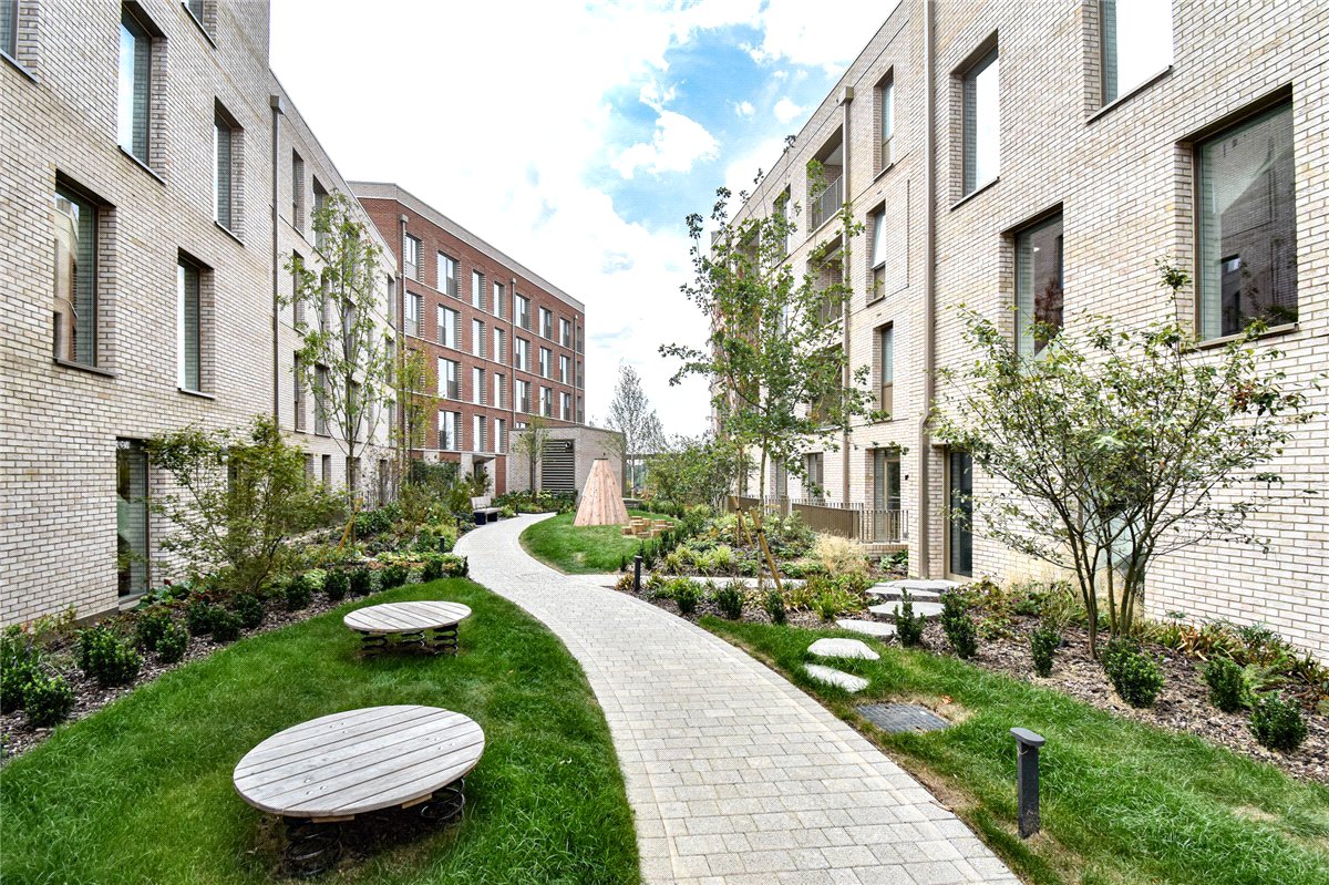 1 bedroom Flat, Appleton Way, Eddington, CB3 - , Image 10