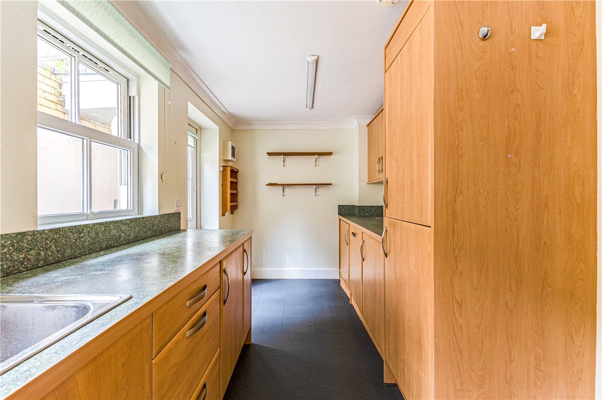 4 bedroom House, St. Matthews Gardens, Cambridge, CB1 - Available, Image 7