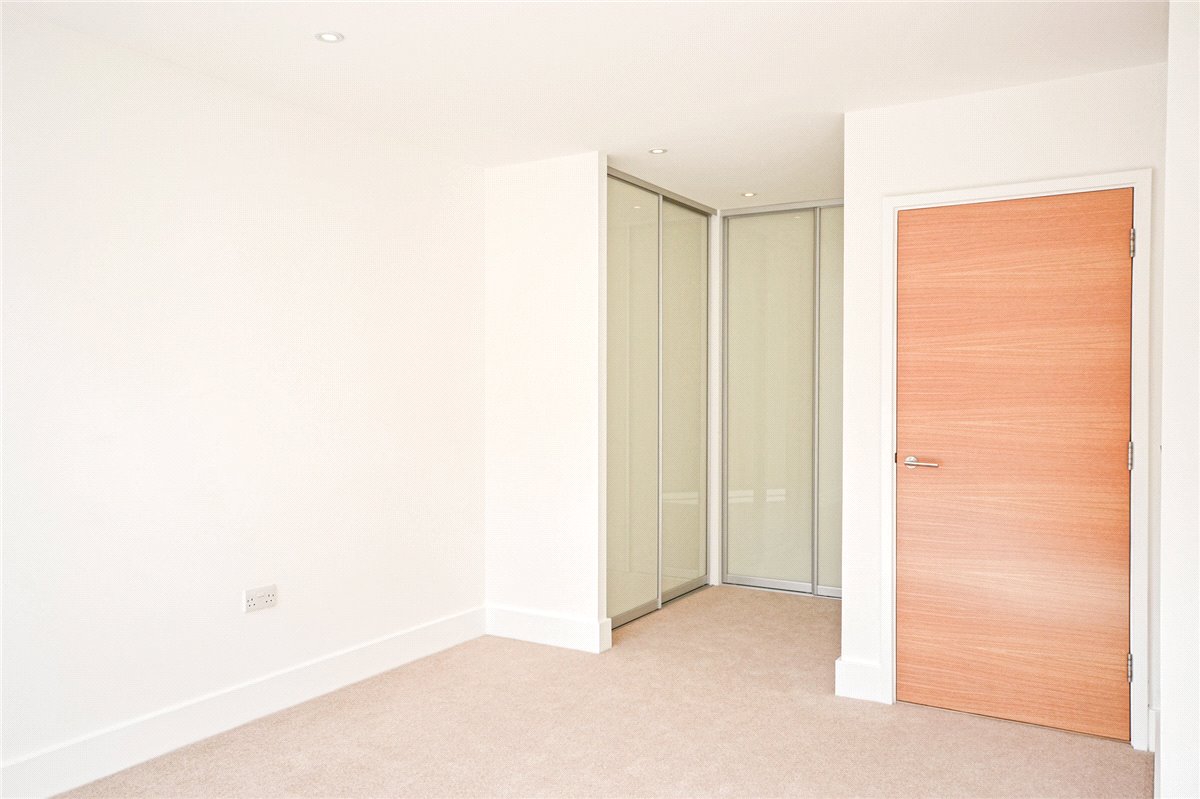 1 bedroom Flat, Brooke House, Kingsley Walk, CB5 - , Image 4