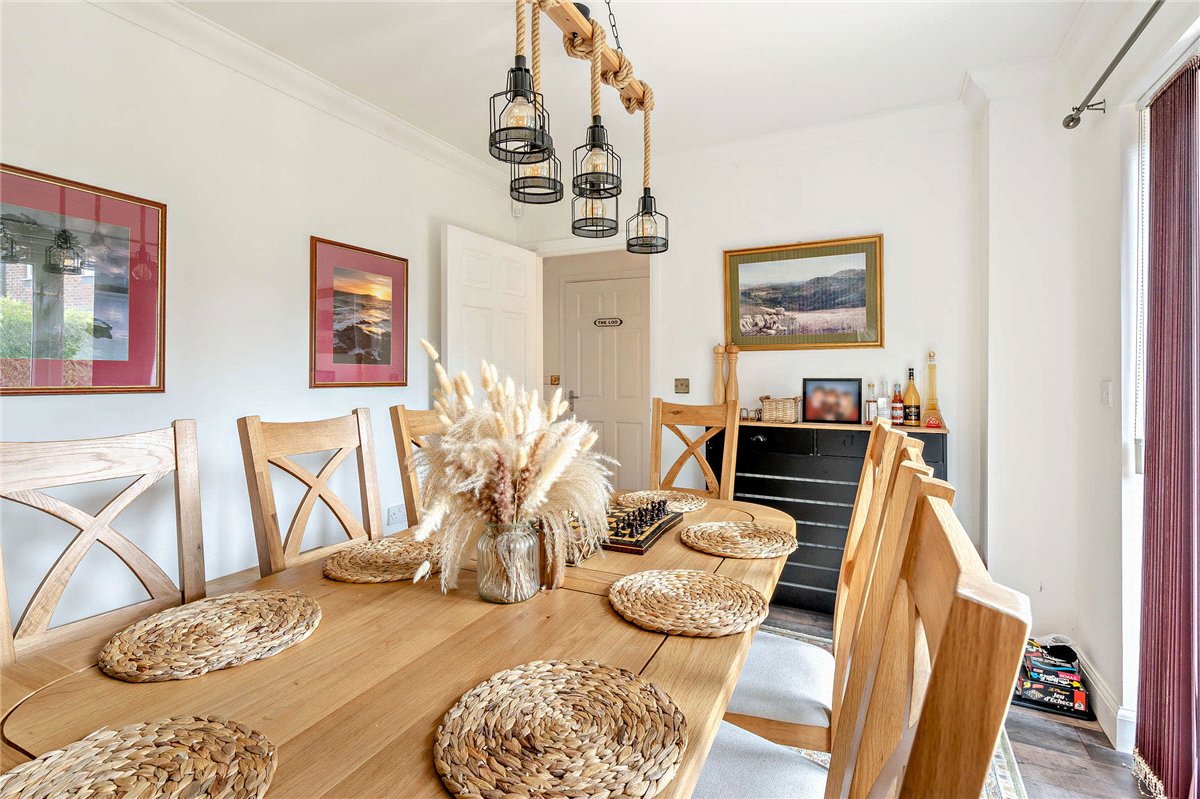 6 bedroom House, Dorneywood Way, Newbury, RG14 - Sold STC, Image 15