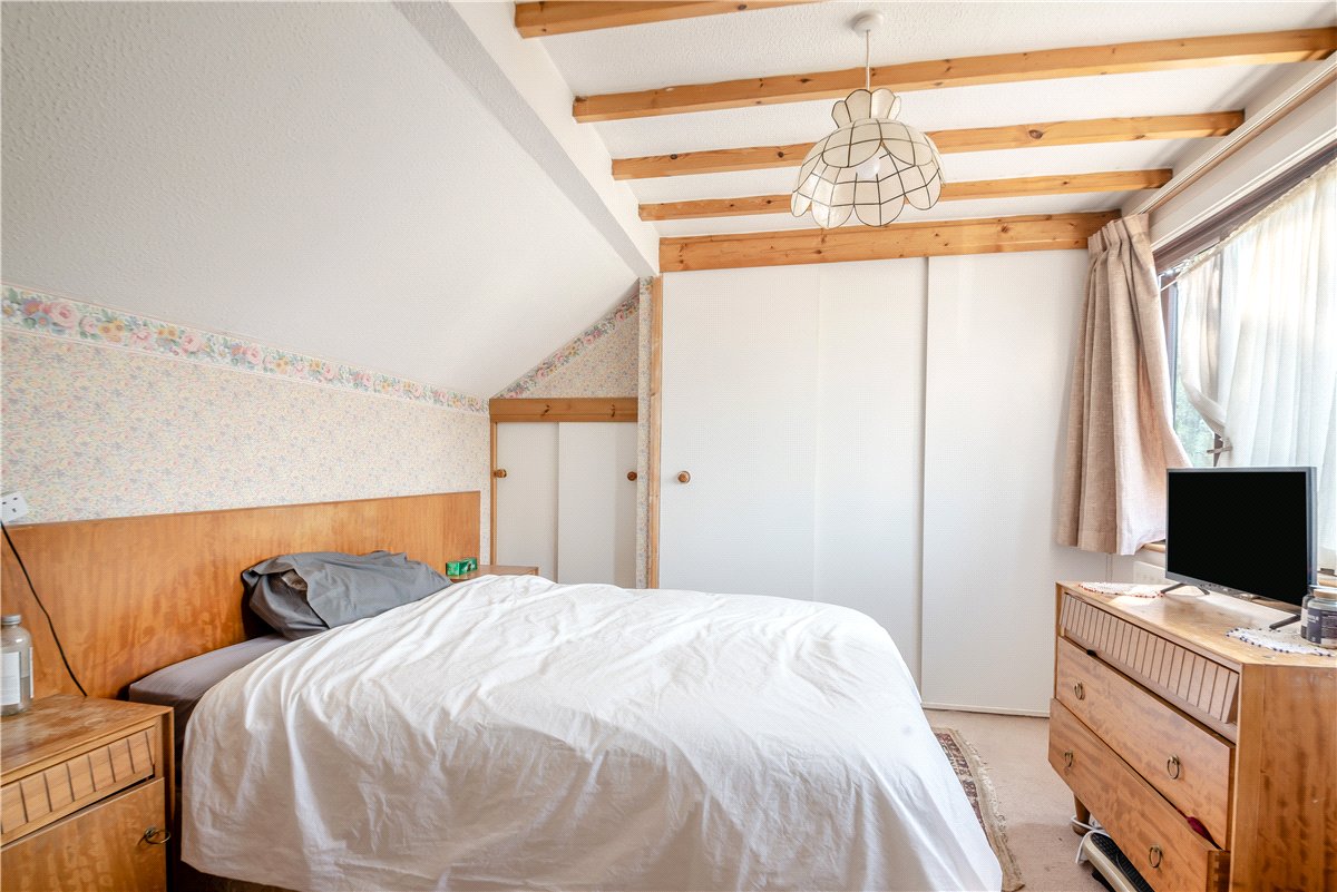 3 bedroom House, Forbes Road, Kings Worthy, SO23 - Available, Image 13
