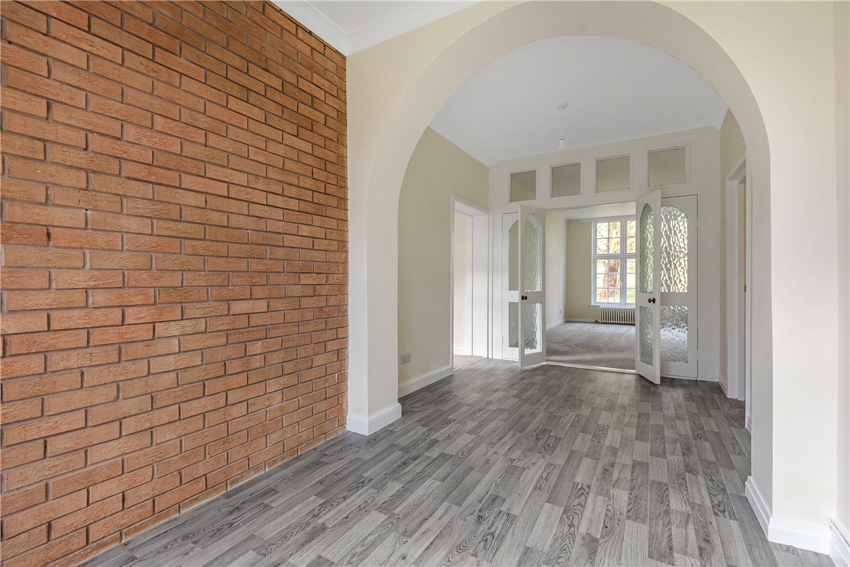 6 bedroom House, Wigshaw Lane, Culcheth, WA3 - Available, Image 4