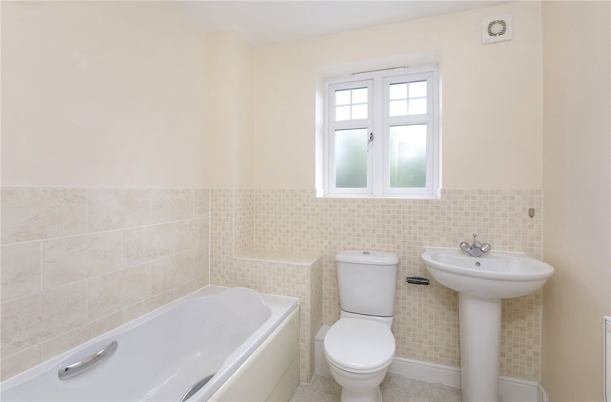 3 bedroom House, Bracken Way, Harworth, DN11 - , Image 4