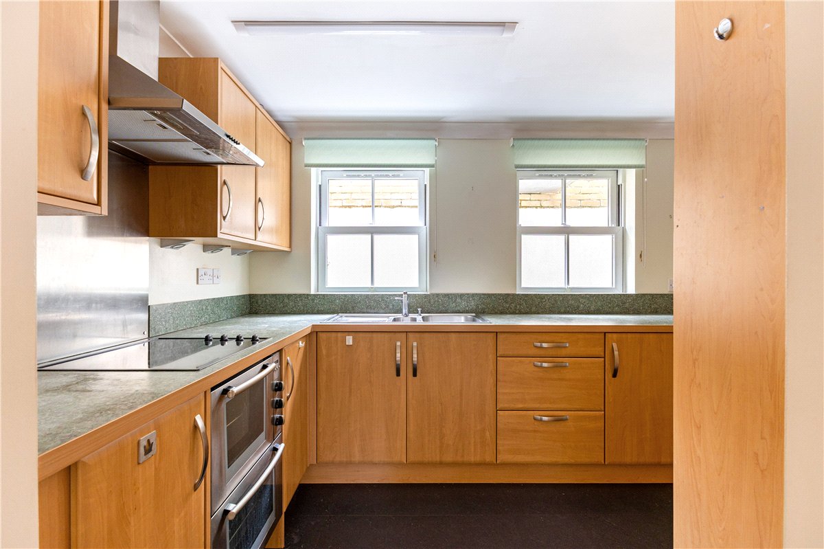 4 bedroom House, St. Matthews Gardens, Cambridge, CB1 - Available, Image 6