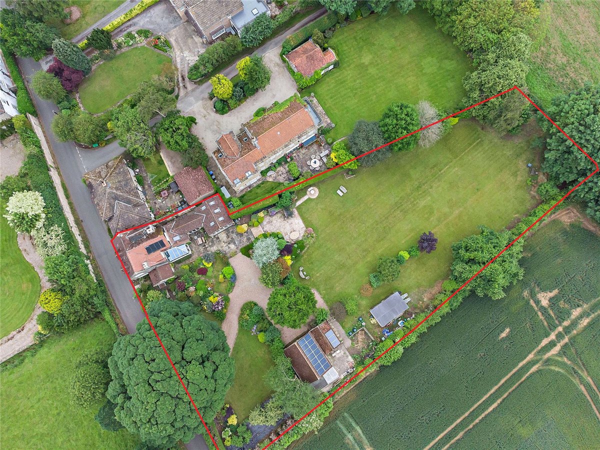 4 bedroom House, Lumby, Near Leeds, LS25 - Available, Image 32