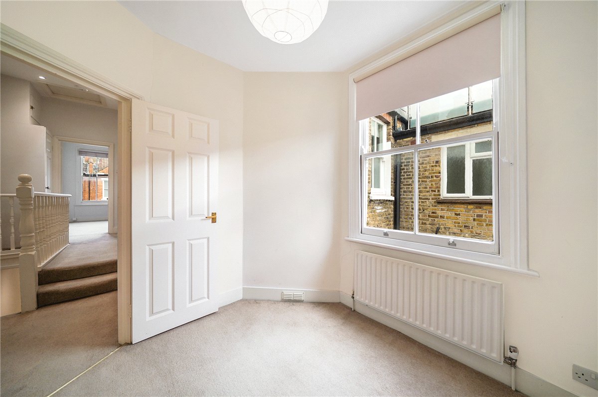 2 bedroom Maisonette, Edenvale Street, London, SW6 - Available, Image 12