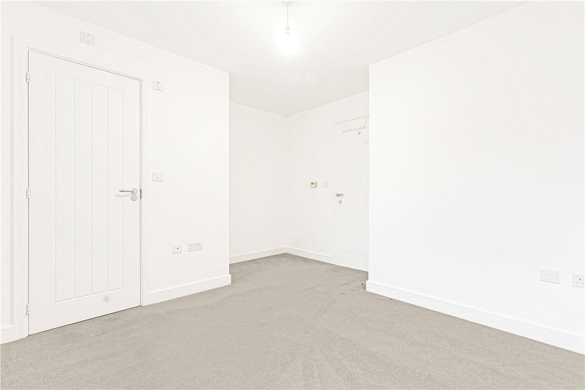 3 bedroom House, Diamond Drive, Didcot, OX11 - , Image 11