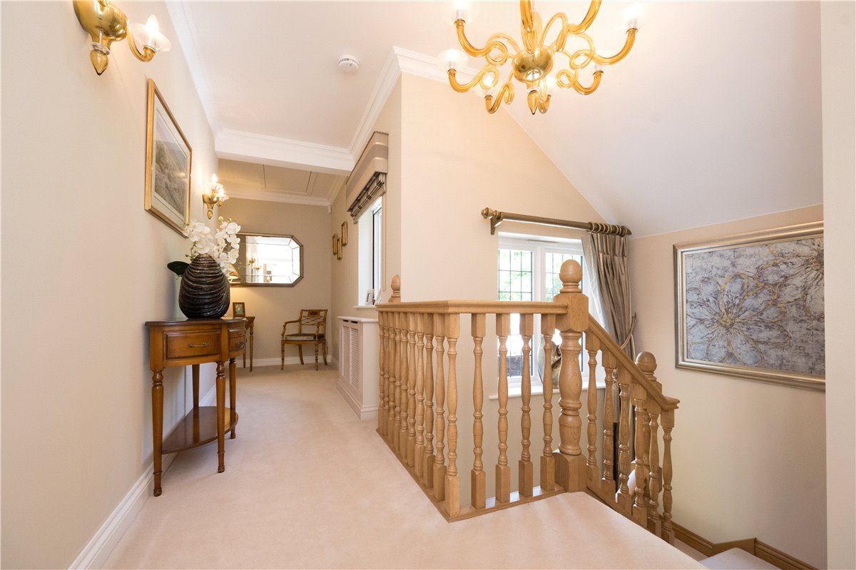 4 bedroom House, Woodgate Lane, Weeton, LS17 - Available, Image 7