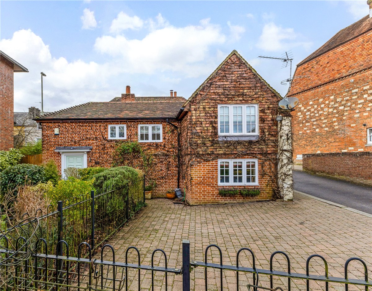 3 bedroom House, St. Cross Road, Winchester, SO23 - Available, Image 8