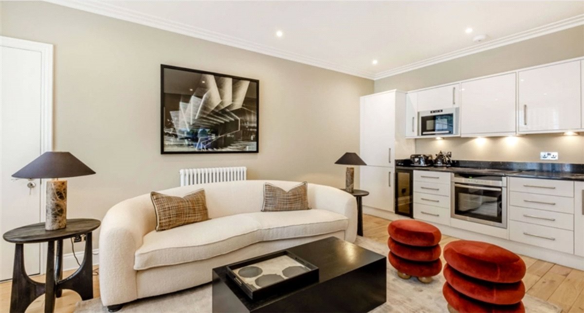 1 bedroom Flat, Grosvenor Hill, Mayfair, W1K - Available, Image 7